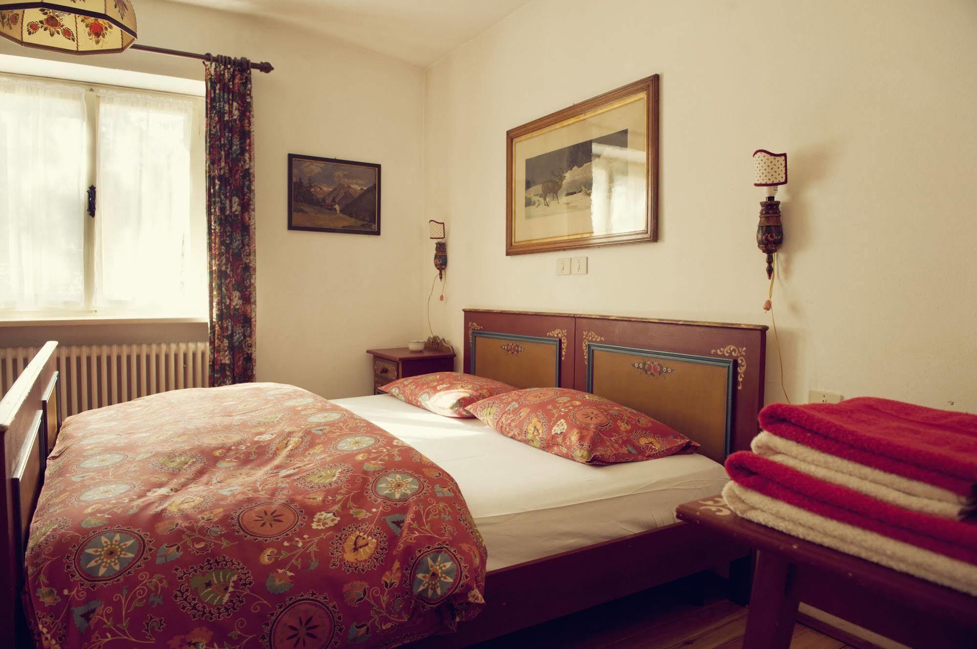 B&B Villa Dolomites Hut Сан-Виджилио-ди-Мареббе Экстерьер фото